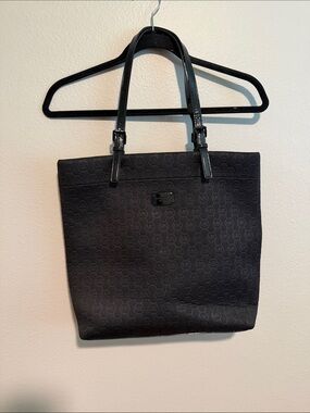 Brand New w/ Tags and Care Book Michael Kors Bag - Women